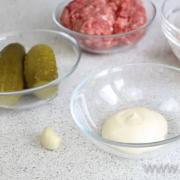 Brizol van gehakt - recept met foto's, stap voor stap thuis koken Een eenvoudig recept voor brizol van gehakt